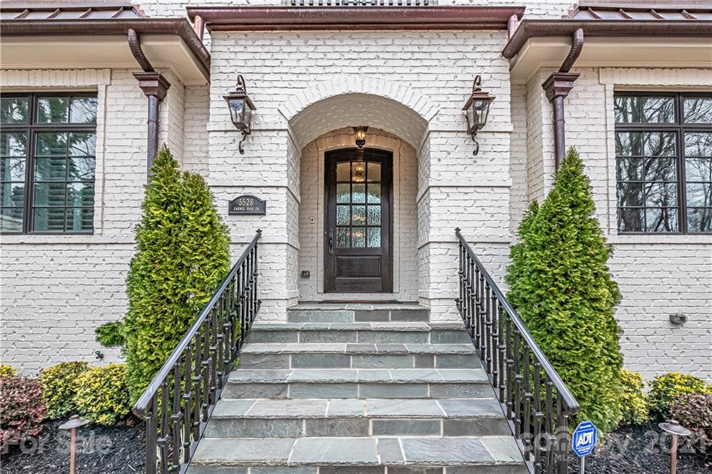 5528 Carmel Park Drive Charlotte NC 28226