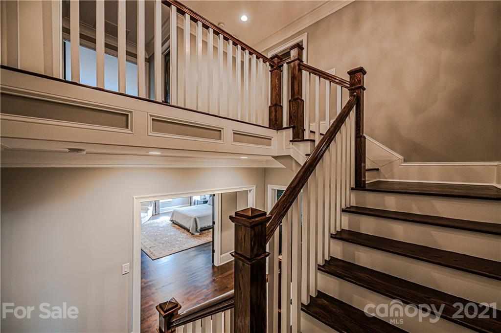 5528 Carmel Park Drive Charlotte NC 28226
