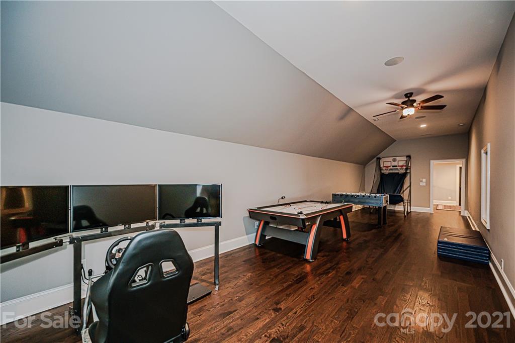 5528 Carmel Park Drive Charlotte NC 28226