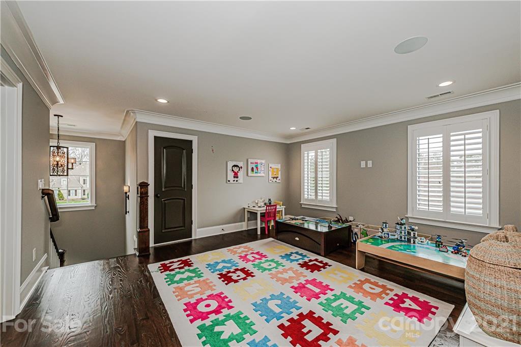 5528 Carmel Park Drive Charlotte NC 28226