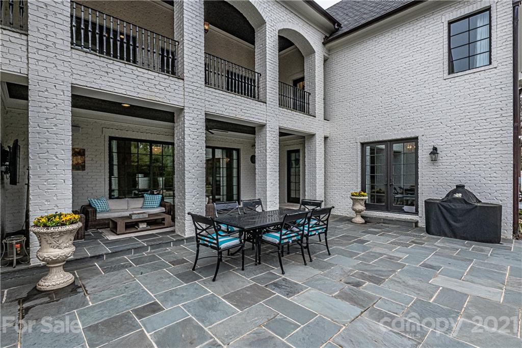 5528 Carmel Park Drive Charlotte NC 28226
