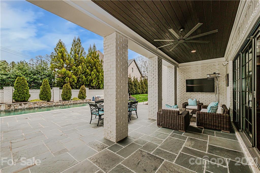 5528 Carmel Park Drive Charlotte NC 28226