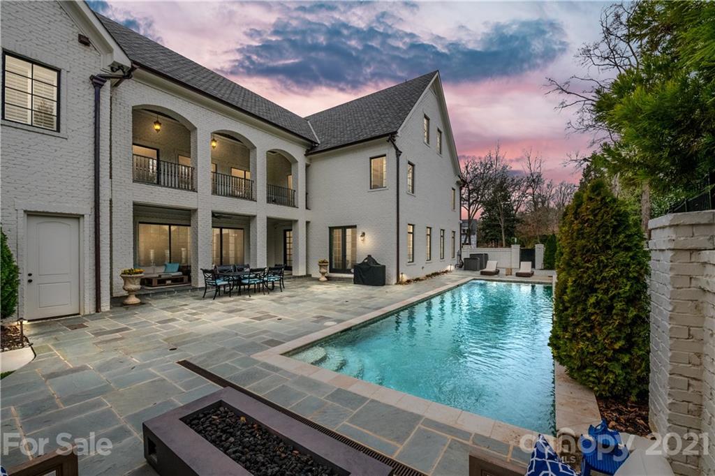 5528 Carmel Park Drive Charlotte NC 28226