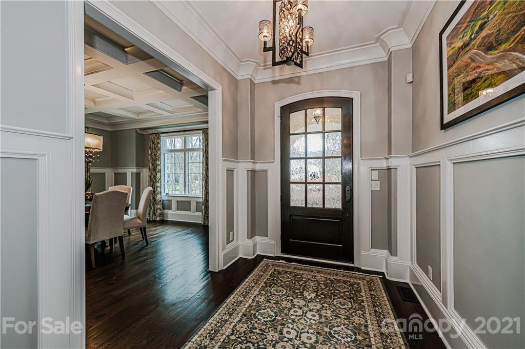 5528 Carmel Park Drive Charlotte NC 28226