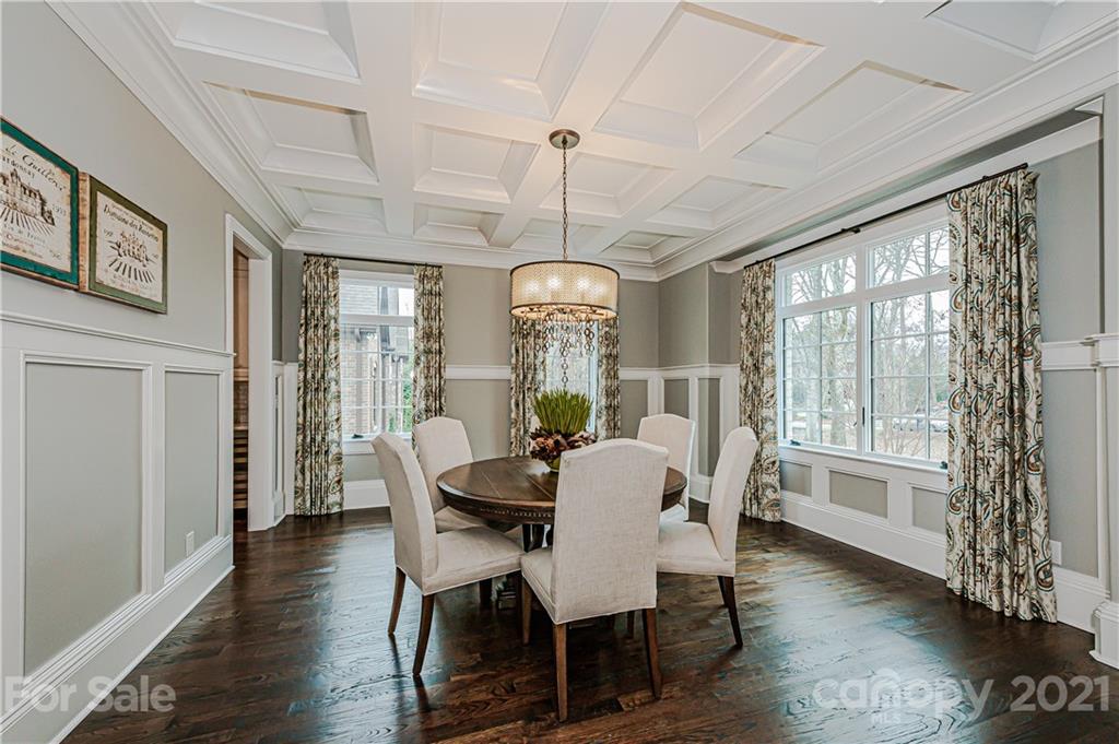 5528 Carmel Park Drive Charlotte NC 28226