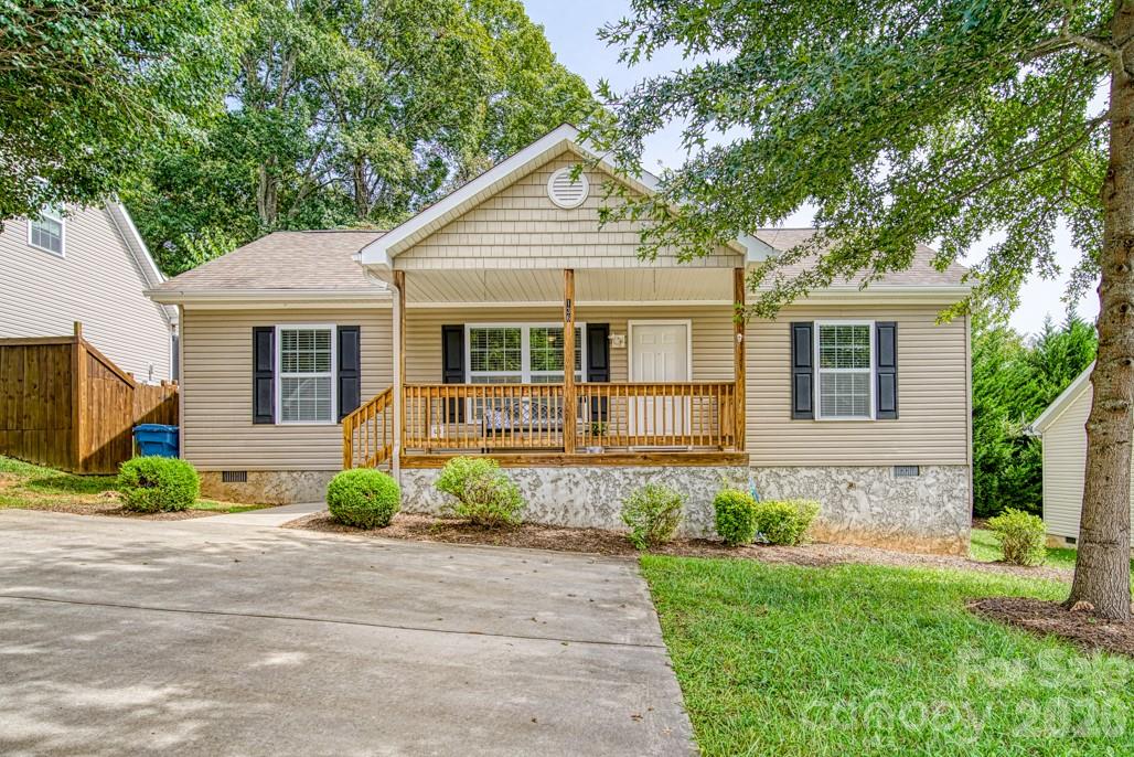 136 Newberry Drive Fletcher NC 28732