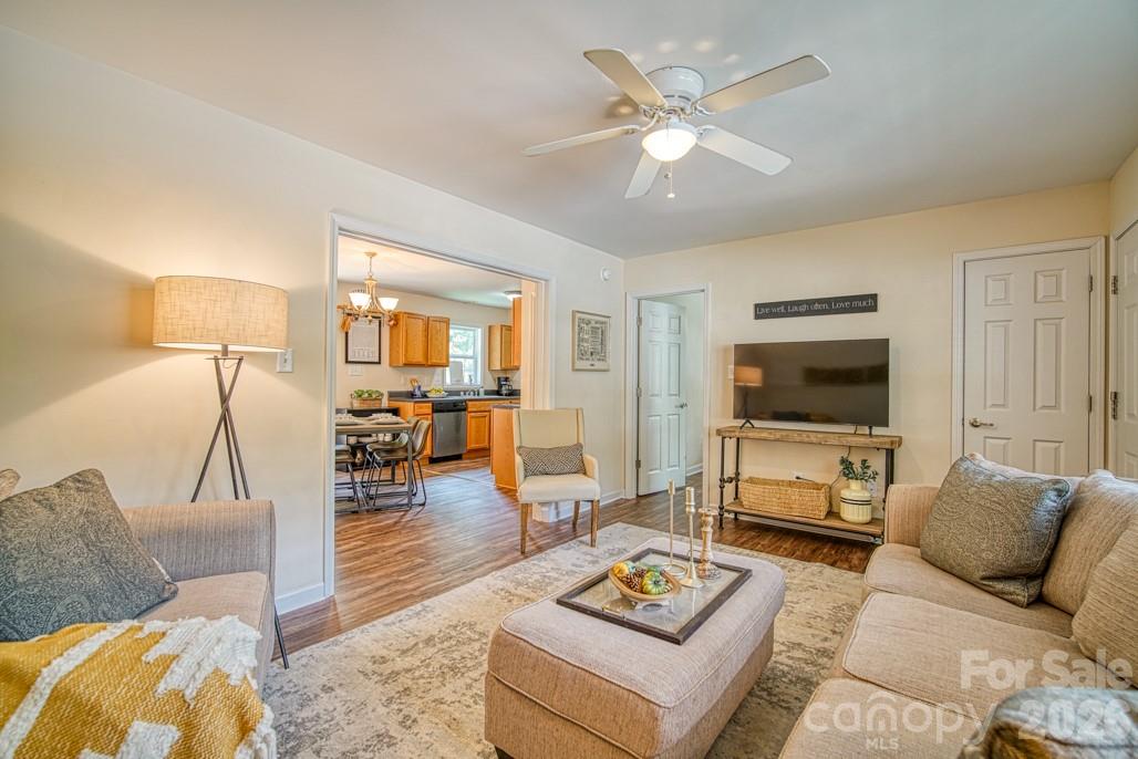 136 Newberry Drive Fletcher NC 28732