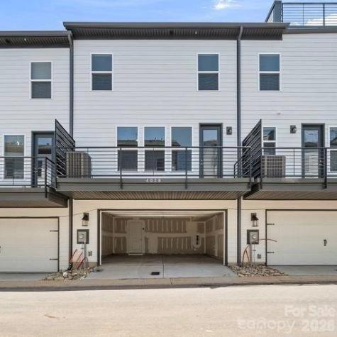 4028 Hidden Oaks Drive Charlotte NC 28205