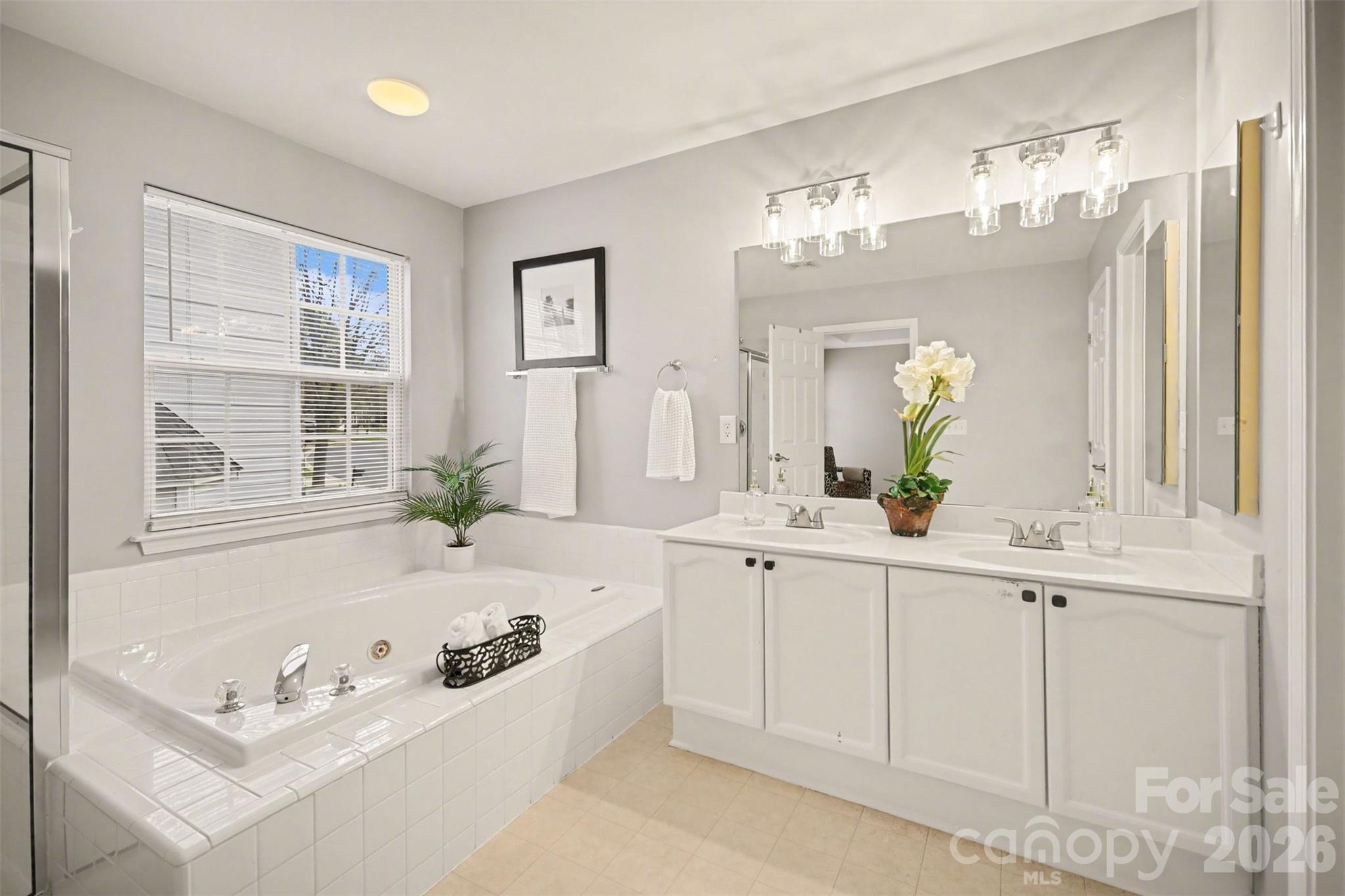 15548 Donnington Drive Charlotte NC 28277