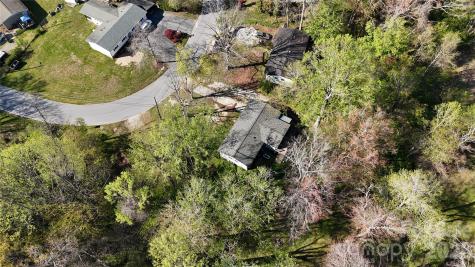 33 Springside Drive Hendersonville NC 28792