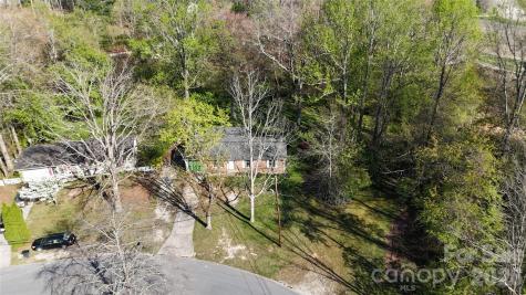 33 Springside Drive Hendersonville NC 28792