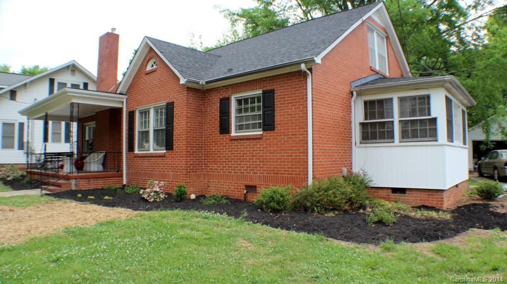 609 S Poplar Street Lincolnton NC 28092