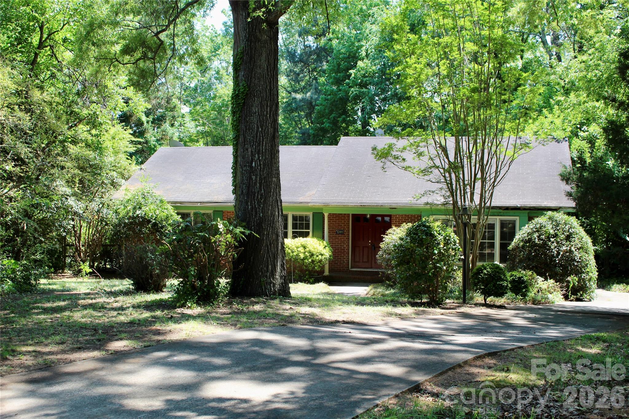 5700 Ganymede Place Charlotte NC 28227
