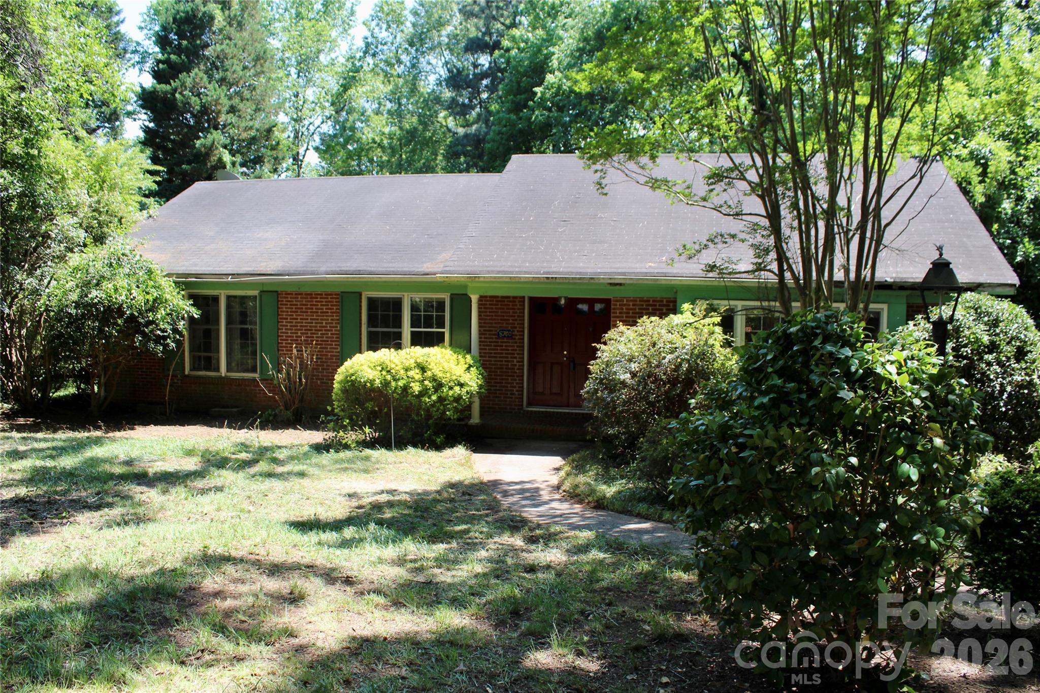 5700 Ganymede Place Charlotte NC 28227
