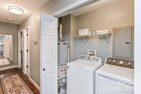 24 Evelake Drive Asheville NC 28806