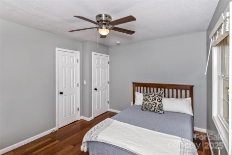 24 Evelake Drive Asheville NC 28806