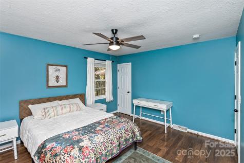 24 Evelake Drive Asheville NC 28806