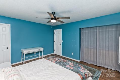 24 Evelake Drive Asheville NC 28806