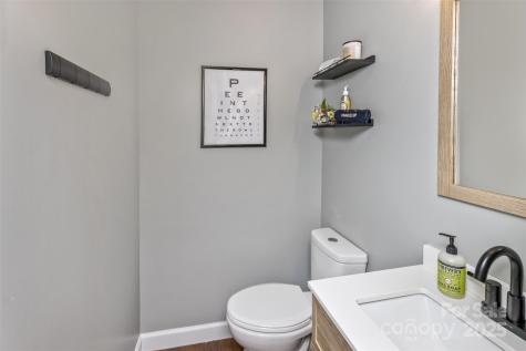 24 Evelake Drive Asheville NC 28806