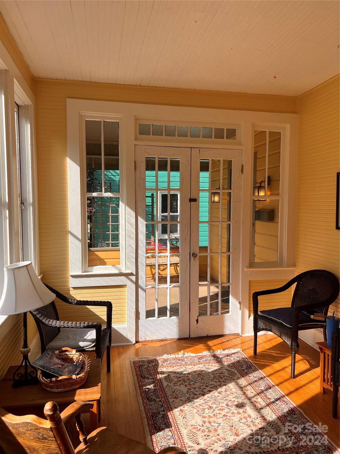8 Arborvale Road Asheville NC 28801