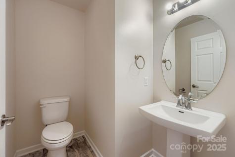 1754 J Julian Lane Charlotte NC 28208