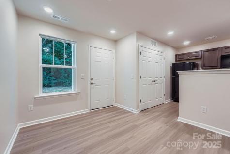 1754 J Julian Lane Charlotte NC 28208