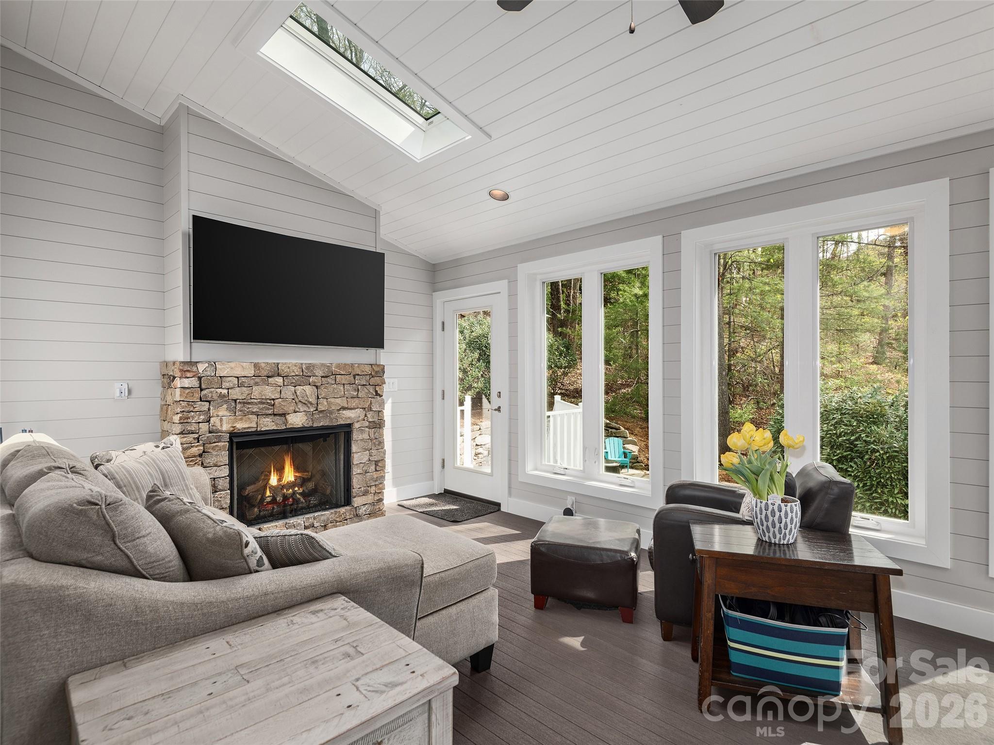 21 Rosebay Lane Asheville NC 28803