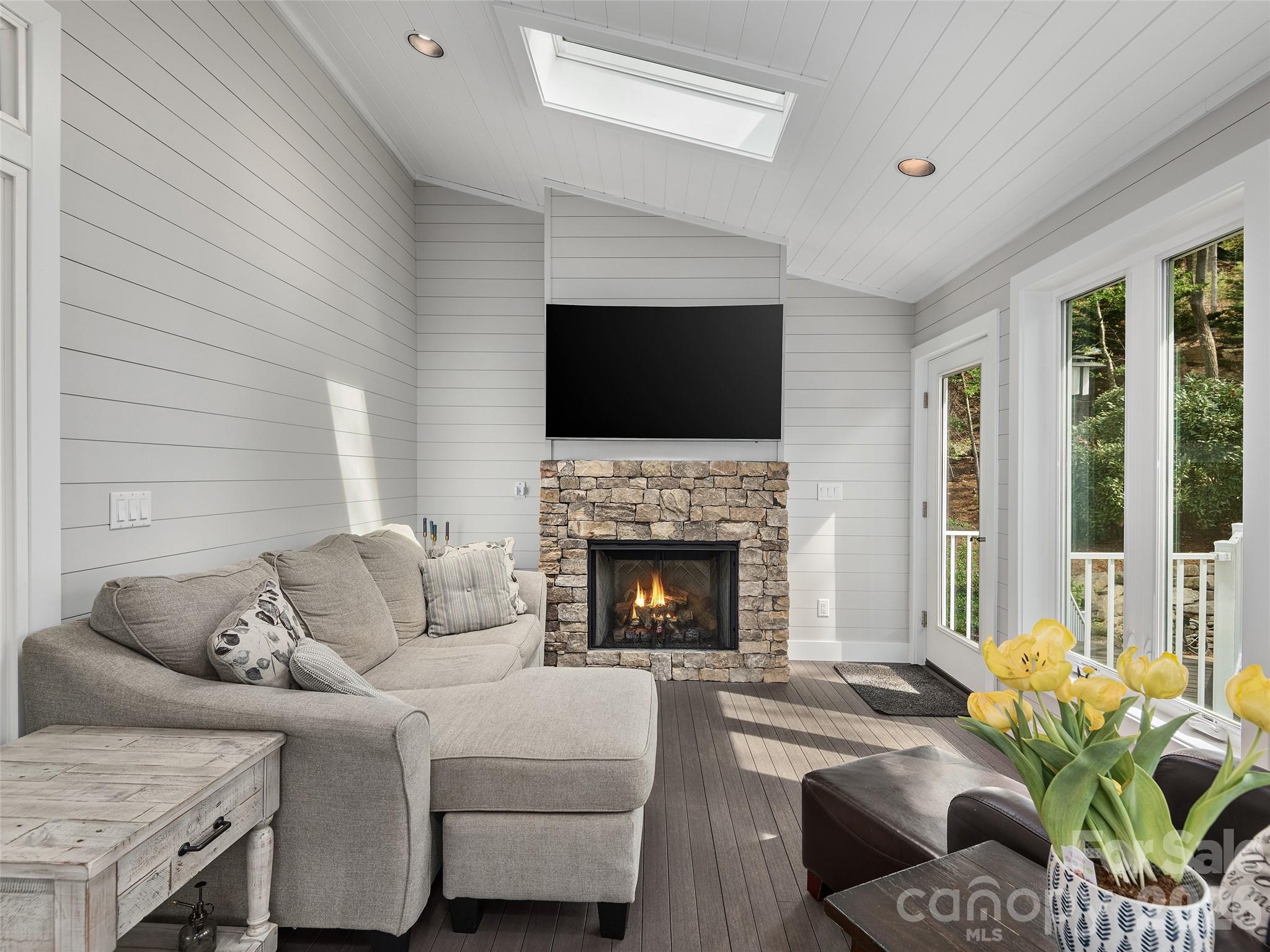 21 Rosebay Lane Asheville NC 28803