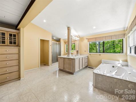 33 Southerland Road Pisgah Forest NC 28768