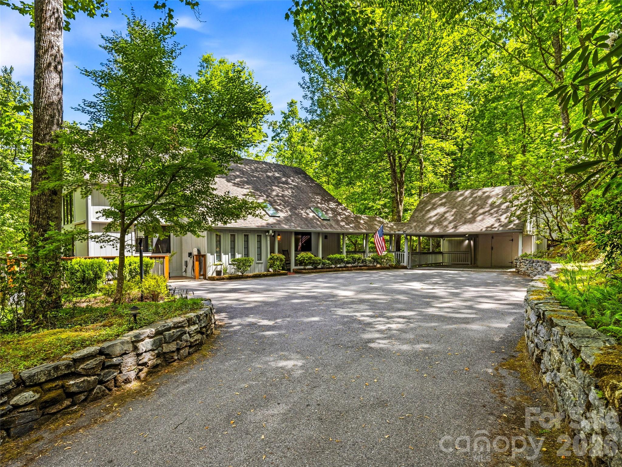 33 Southerland Road Pisgah Forest NC 28768