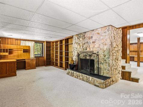33 Southerland Road Pisgah Forest NC 28768