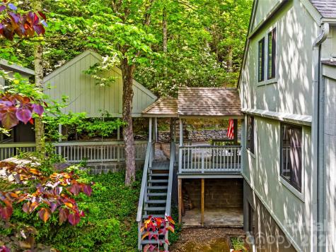 33 Southerland Road Pisgah Forest NC 28768