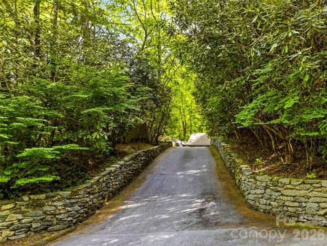 33 Southerland Road Pisgah Forest NC 28768