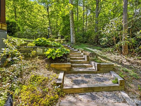 33 Southerland Road Pisgah Forest NC 28768