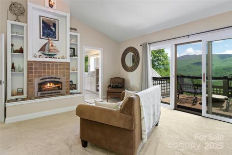 1 Wood Haven Lane Black Mountain NC 28711