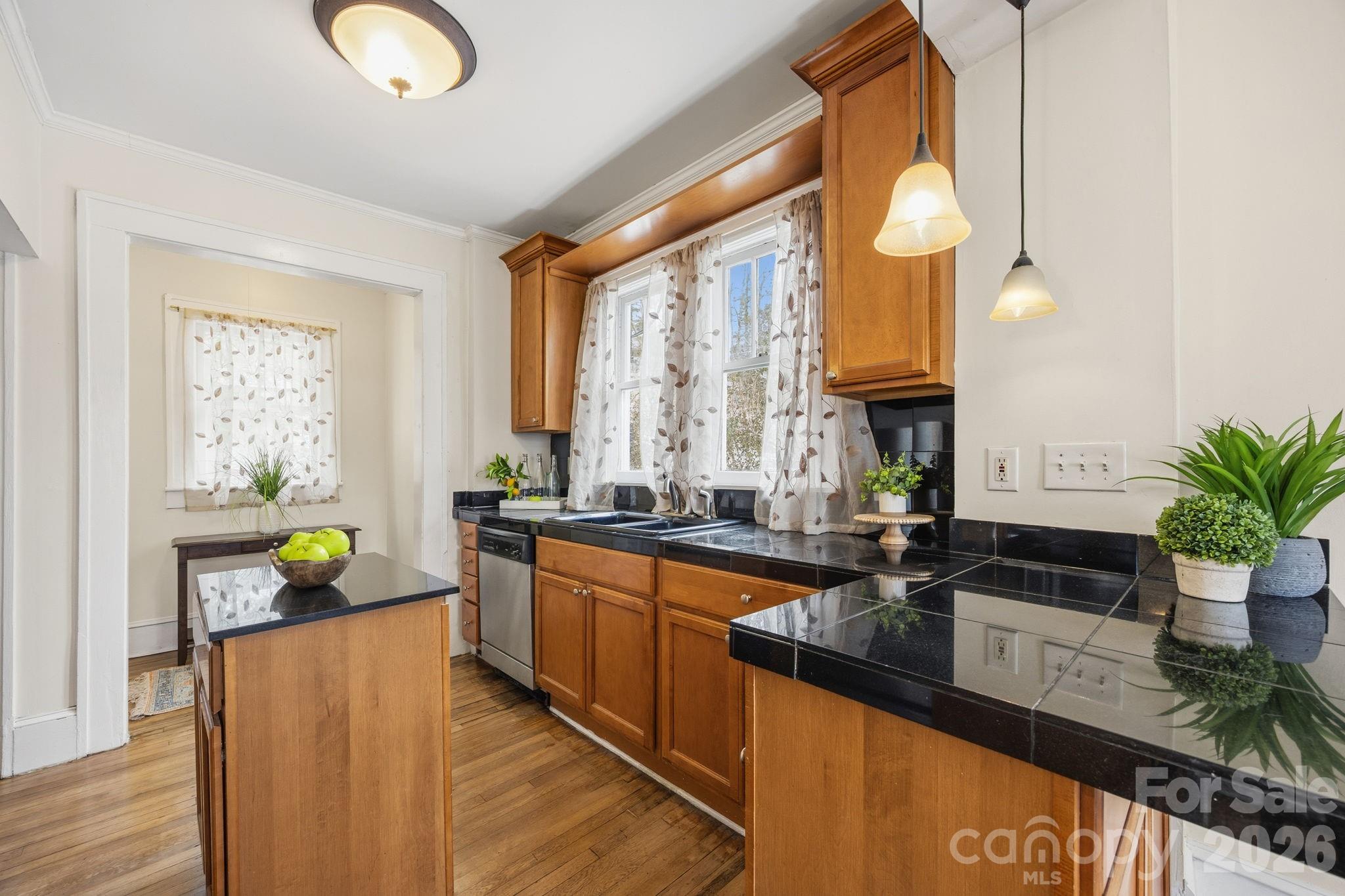 45 Woodvale Avenue Asheville NC 28804