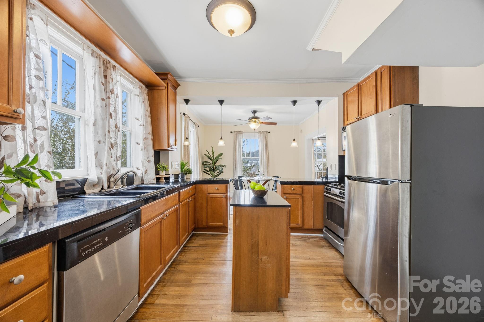 45 Woodvale Avenue Asheville NC 28804