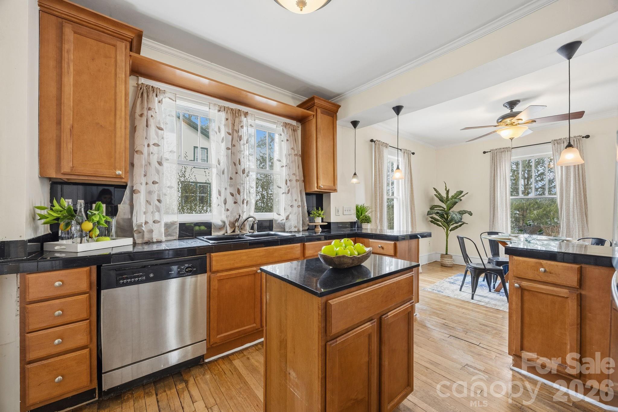 45 Woodvale Avenue Asheville NC 28804