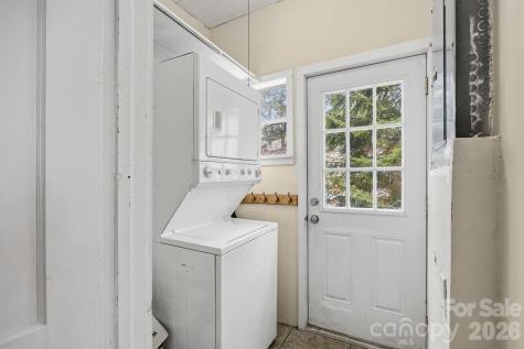 45 Woodvale Avenue Asheville NC 28804