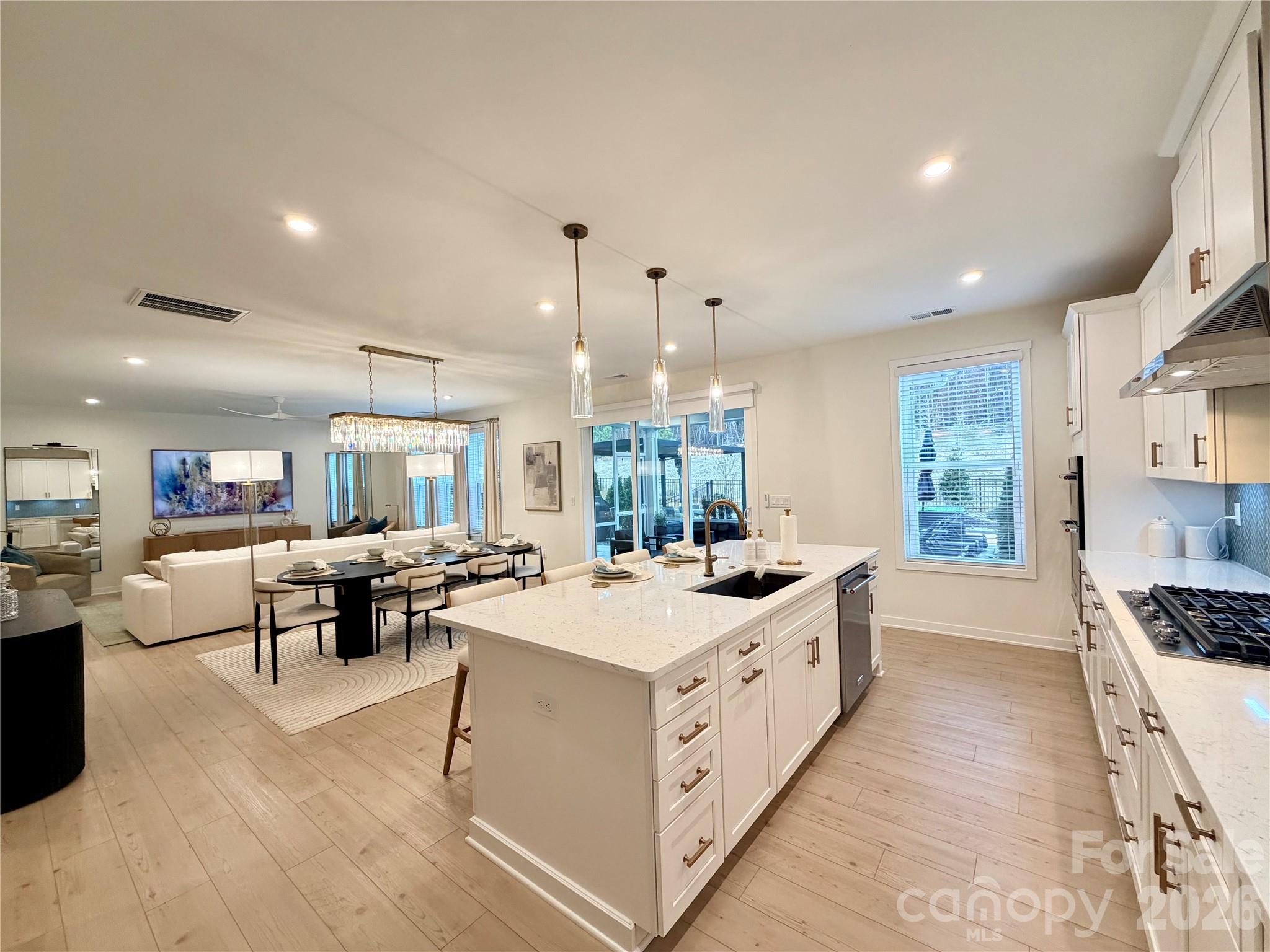 5212 Glenwalk Drive Charlotte NC 28269