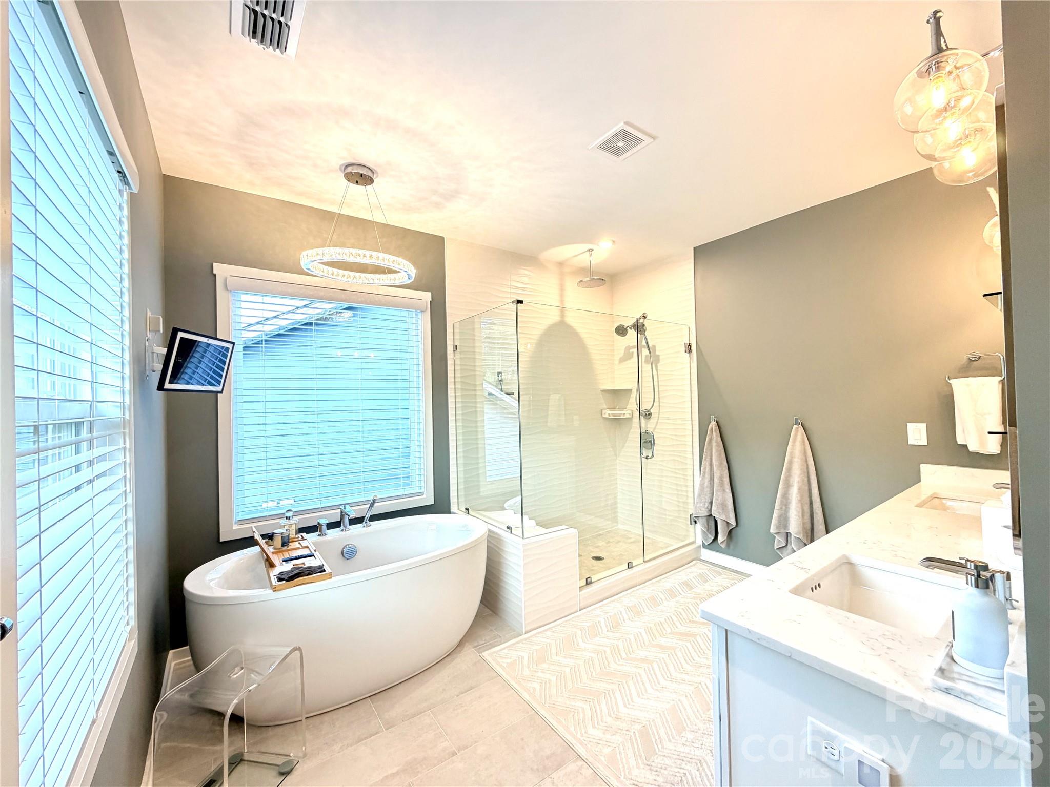 5212 Glenwalk Drive Charlotte NC 28269