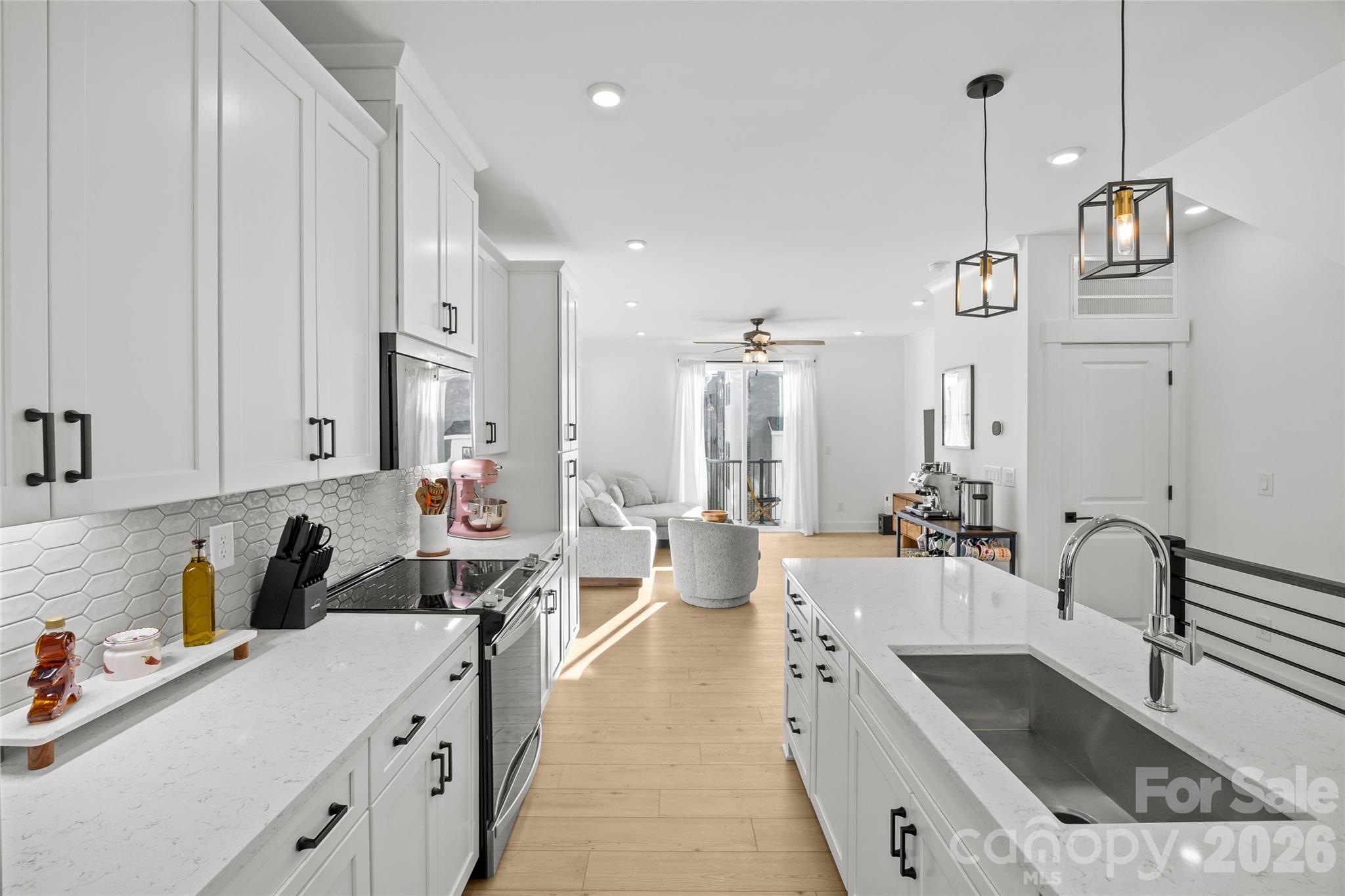 439 Blairhill Road Charlotte NC 28217