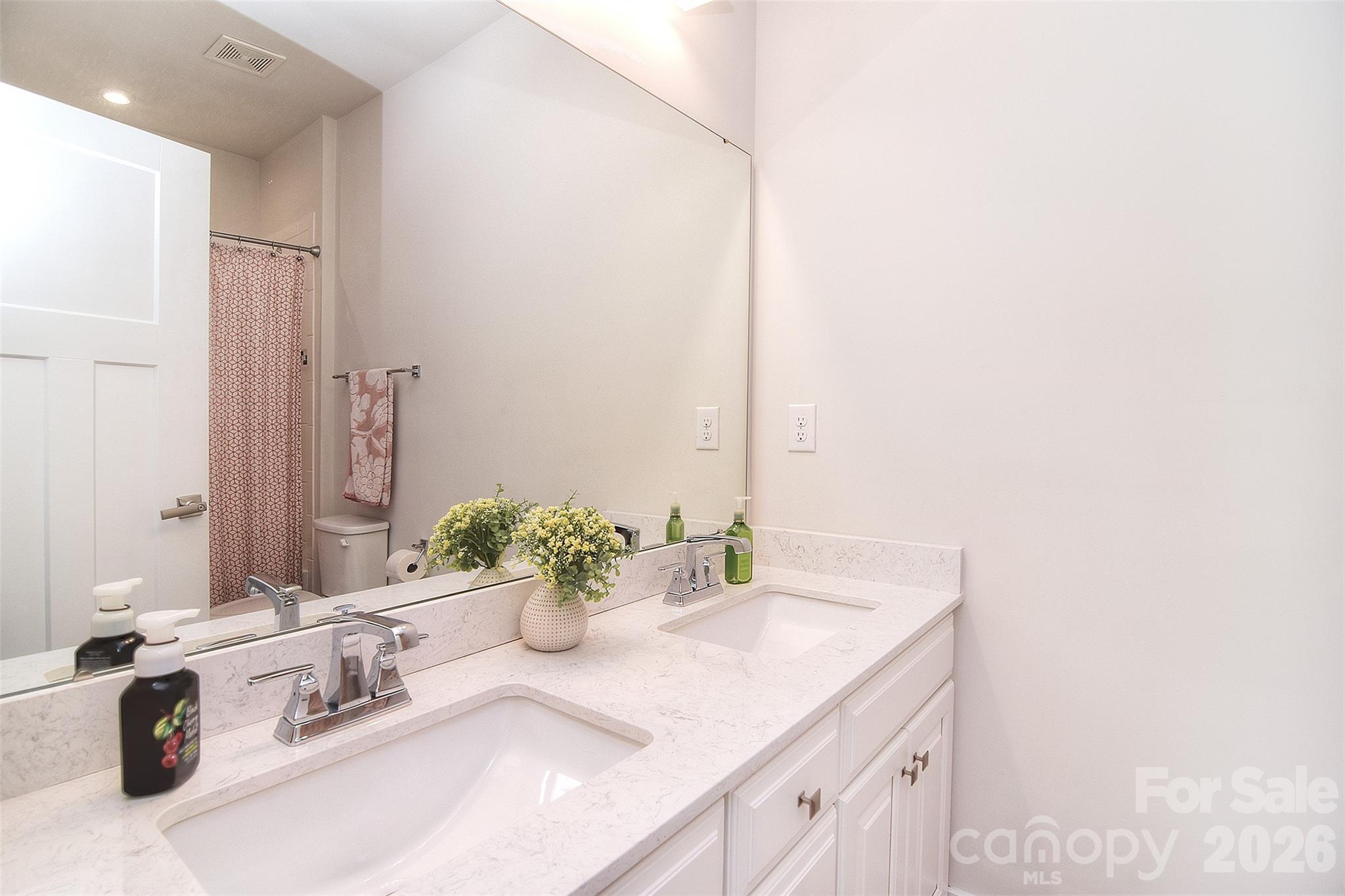 5219 Larewood Drive Charlotte NC 28215