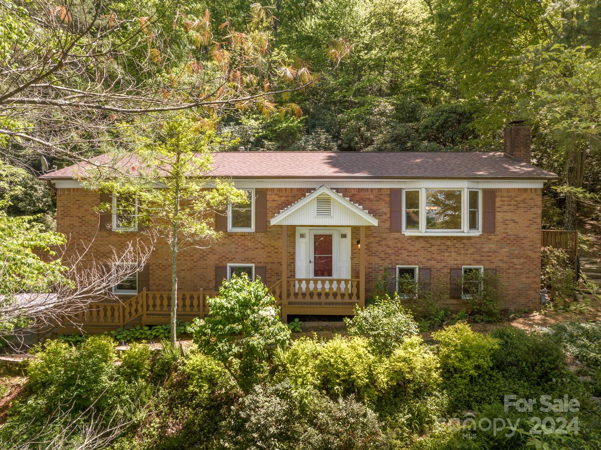 247 Park Lane Hendersonville NC 28791