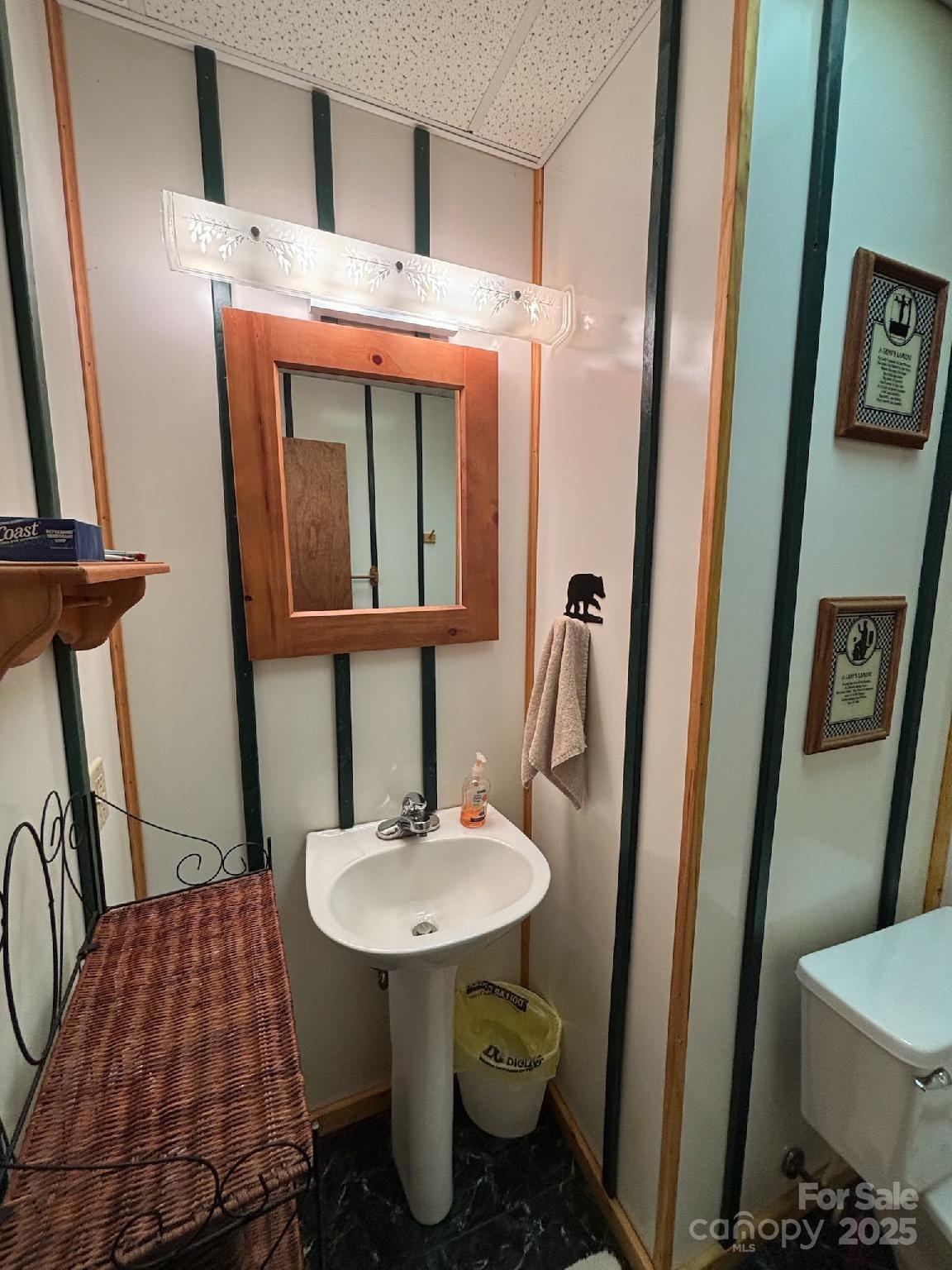 408 Dora Lane Bakersville NC 28705