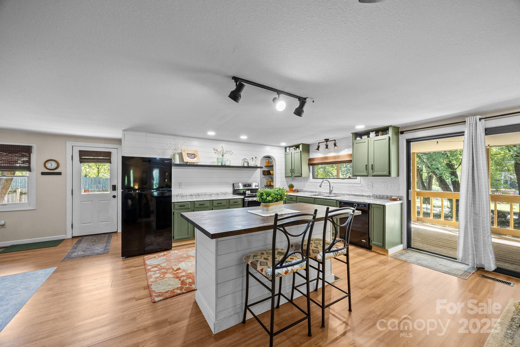 202 Kerlee Heights Road Black Mountain NC 28711