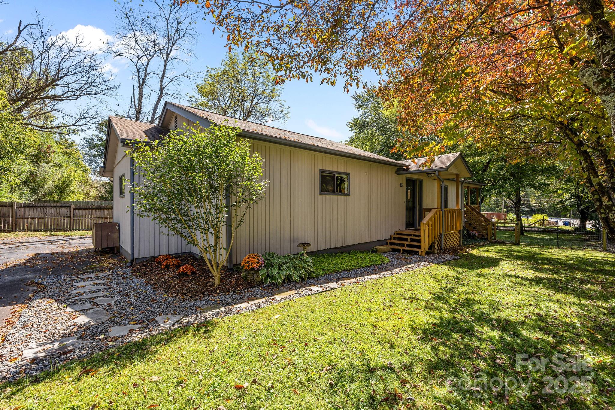 202 Kerlee Heights Road Black Mountain NC 28711