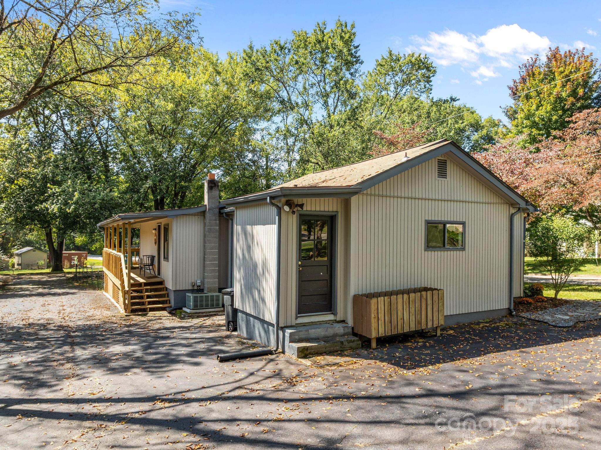 202 Kerlee Heights Road Black Mountain NC 28711