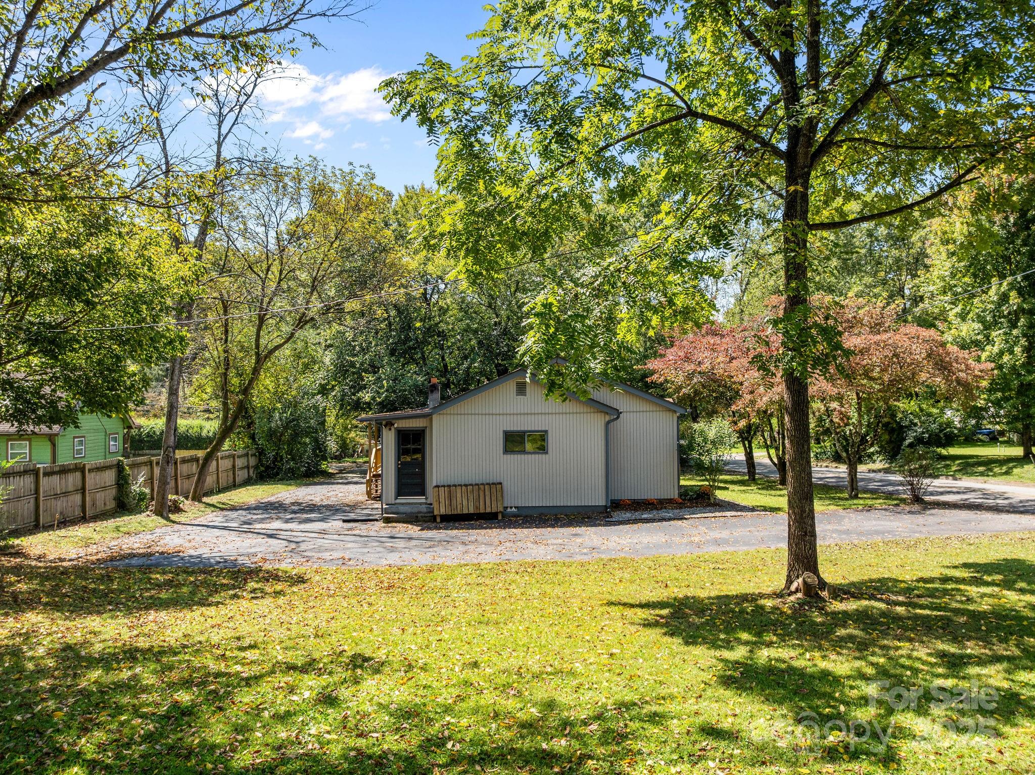 202 Kerlee Heights Road Black Mountain NC 28711