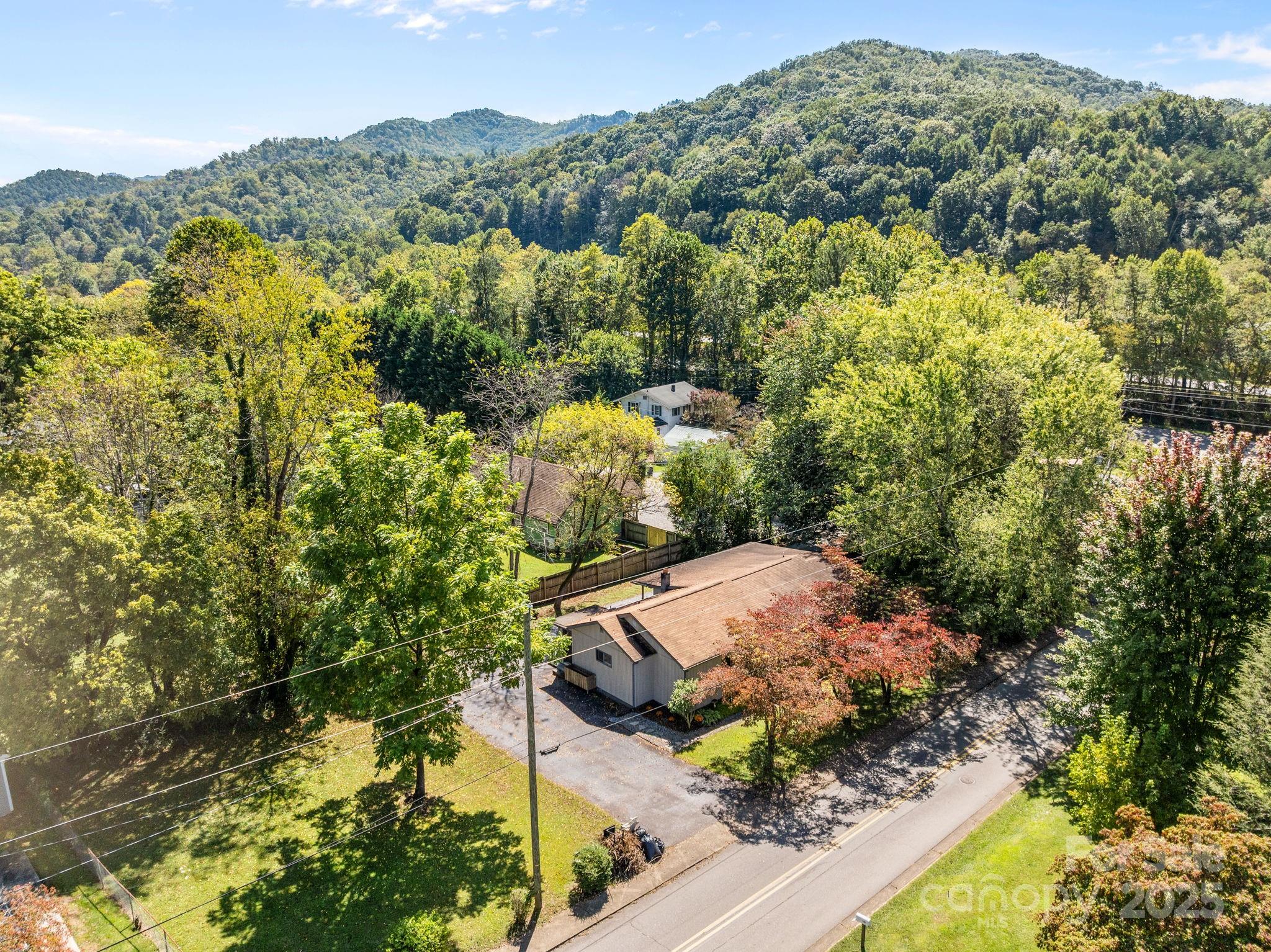 202 Kerlee Heights Road Black Mountain NC 28711